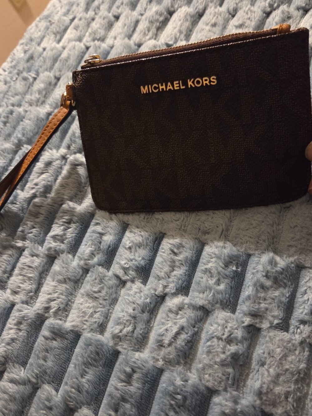 Michael kors wristlet small wallet